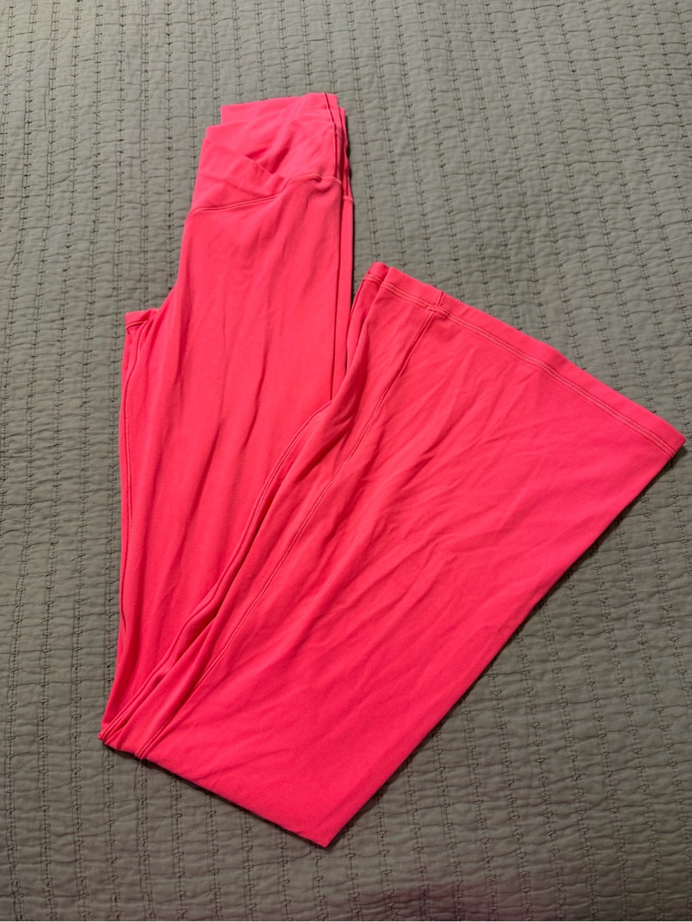 Aerie Real Me Flare Barbie Pink Leggings